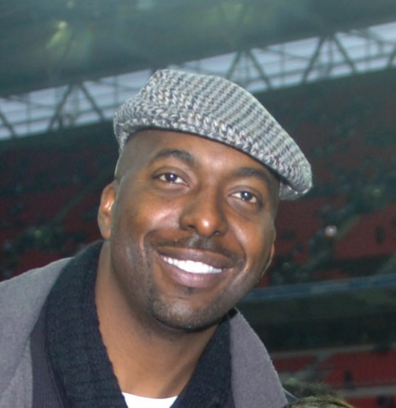 John Salley. Джон Сэлли.